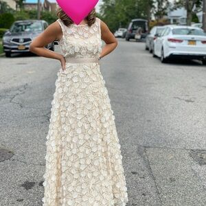 Elegant Cream Lace Dress